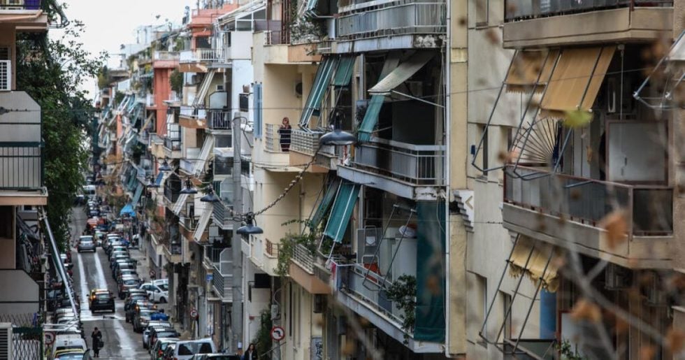 Μονόδρομος η «ανάσταση» της εργατικής κατοικίας